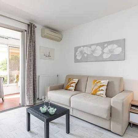 Beau Studio Avec Terrasse Ensoleillee - Proche Апартаменты Кань-сюр-Мер