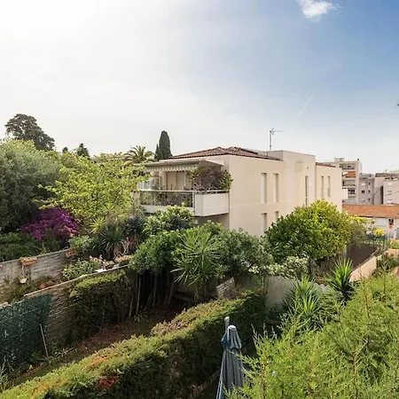 Beau Studio Avec Terrasse Ensoleillee - Proche * Cagnes-sur-Mer